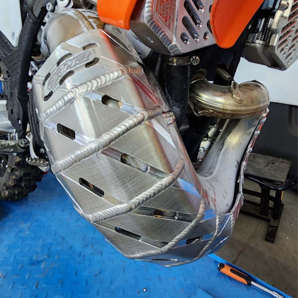 Защита картера и резонатора Husqvarna 24г.